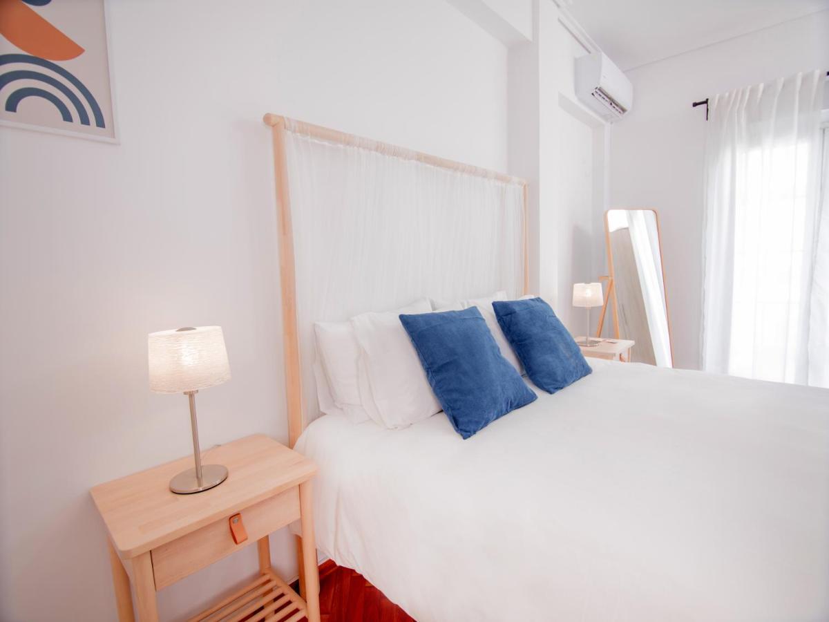In The Shadow Of Acropolis - Spacious & Lovely Apt Athens Exterior photo