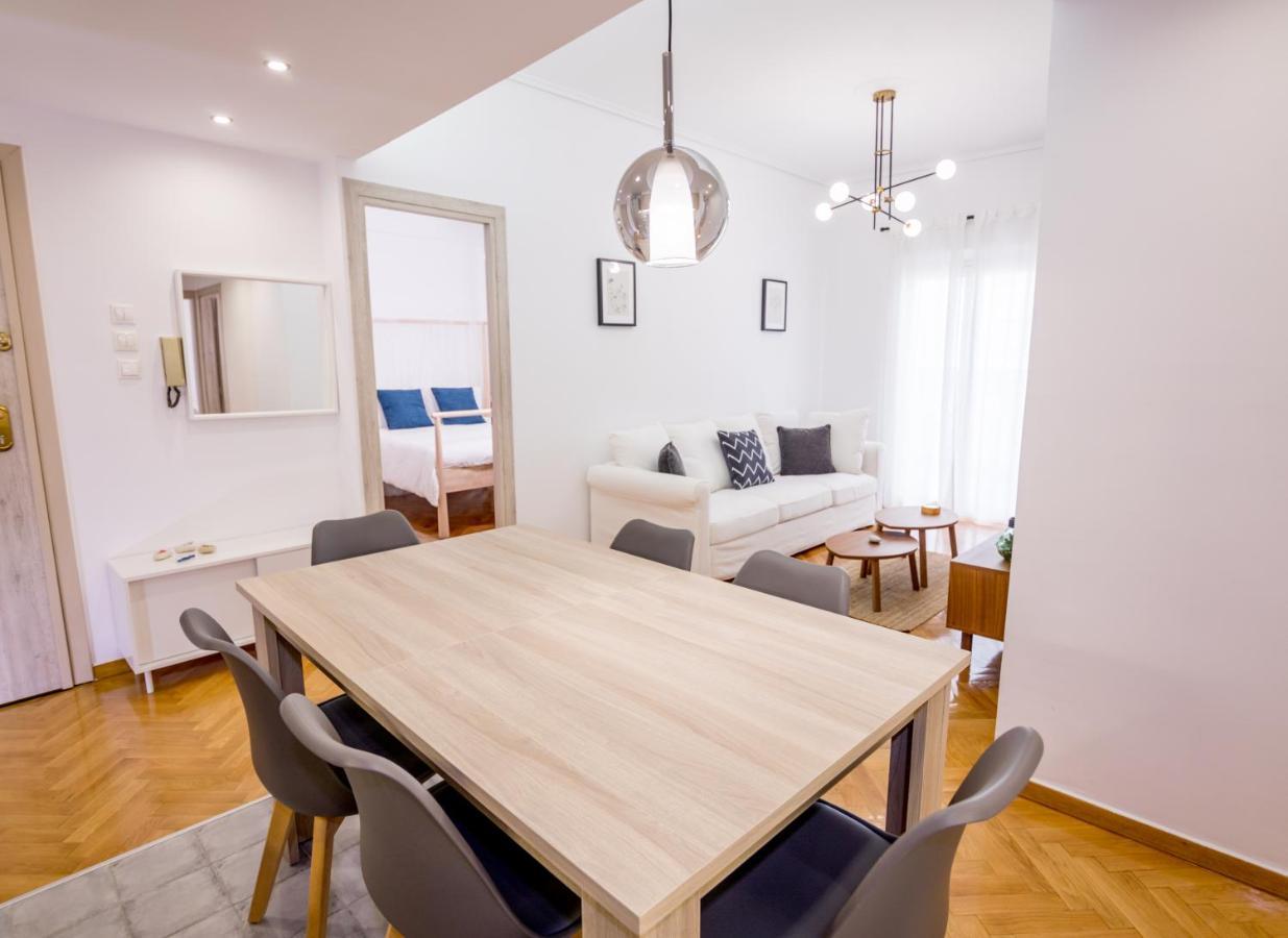 In The Shadow Of Acropolis - Spacious & Lovely Apt Athens Exterior photo