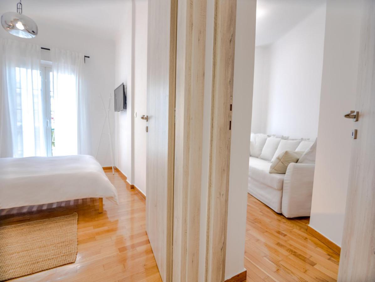 In The Shadow Of Acropolis - Spacious & Lovely Apt Athens Exterior photo